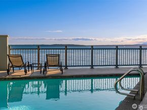 3717 Beach Drive SW 113, Seattle WA 98116