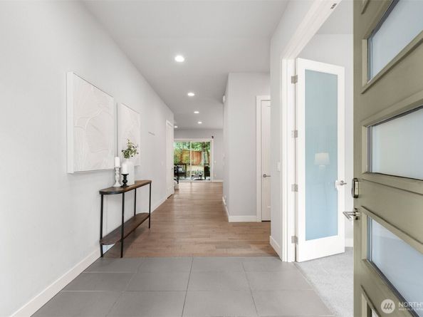 2306 NE 145th St, Shoreline WA 98155