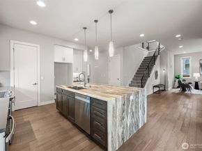 2306 NE 145th St, Shoreline WA 98155