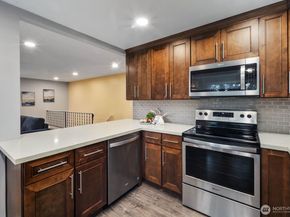 21866 35th Avenue S, SeaTac WA 98198