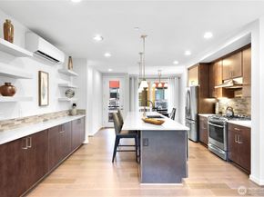 6546 32nd Avenue NE A, Seattle WA 98115