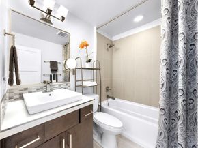 6546 32nd Avenue NE A, Seattle WA 98115