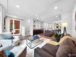 6546 32nd Avenue NE A, Seattle WA 98115