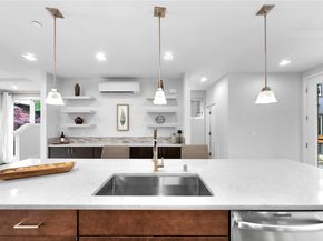 6546 32nd Avenue NE A, Seattle WA 98115