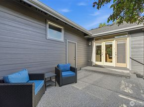13233 239th Way NE, Redmond WA 98053