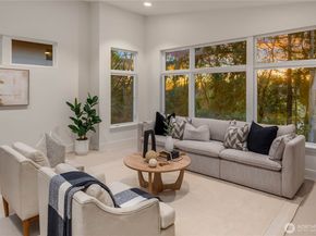 8260 SE 31st Street, Mercer Island WA 98040
