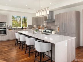 8260 SE 31st Street, Mercer Island WA 98040