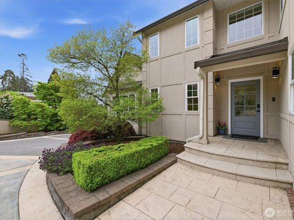18124 Riviera Place SW, Normandy Park WA 98166