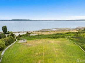 18124 Riviera Place SW, Normandy Park WA 98166