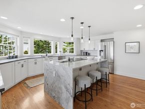 18124 Riviera Place SW, Normandy Park WA 98166