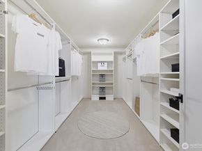 18124 Riviera Place SW, Normandy Park WA 98166
