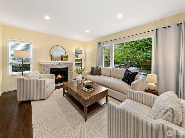 954 19th Avenue E, Seattle WA 98112