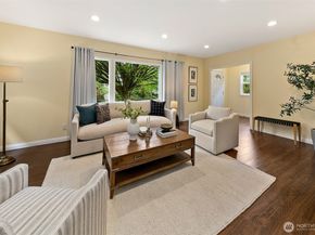 954 19th Avenue E, Seattle WA 98112