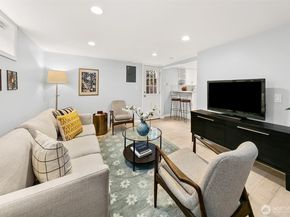 954 19th Avenue E, Seattle WA 98112