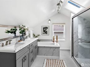 954 19th Avenue E, Seattle WA 98112