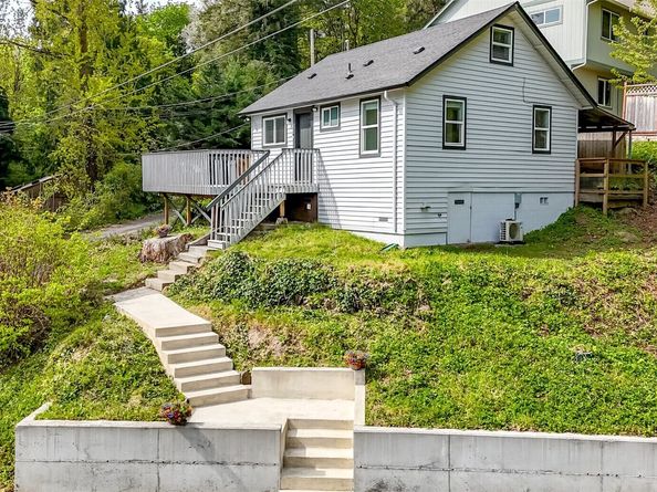 1408 Price Rd, Bremerton WA 98312