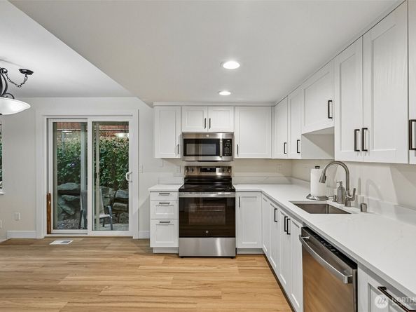 12720 NE 120th Street I1, Kirkland WA 98034