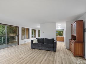 3438 161st Place SE 49, Bellevue WA 98008