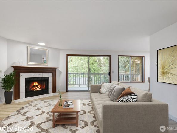 3438 161st Place SE 49, Bellevue WA 98008