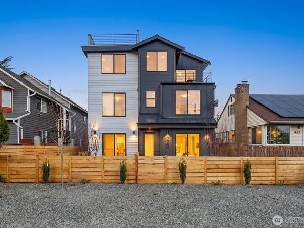 520 N 102nd Street, Seattle WA 98133