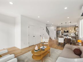 520 N 102nd Street, Seattle WA 98133
