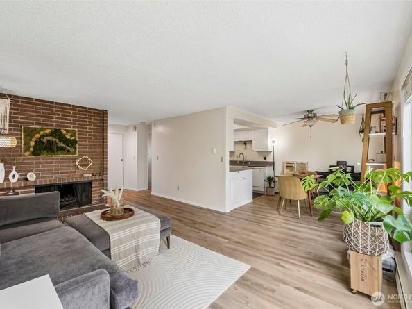 15214 NE 8th Street G27, Bellevue WA 98005