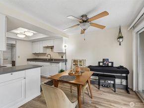 15214 NE 8th Street G27, Bellevue WA 98005