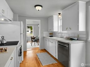 14339 Ashworth Avenue N, Seattle WA 98133