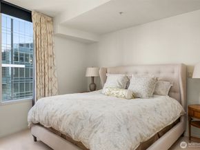 10700 NE 4th Street 2202, Bellevue WA 98004