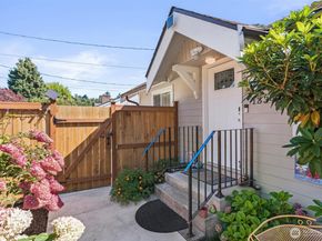 13344 56th Avenue S, Tukwila WA 98178