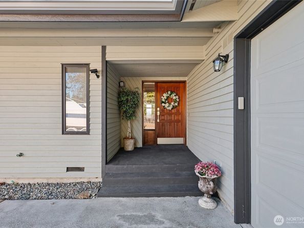 5329 88th Street SW, Mukilteo WA 98275