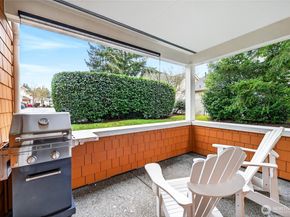 503 225th Lane NE F101, Sammamish WA 98074