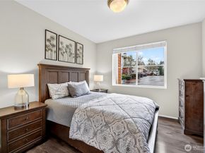503 225th Lane NE F101, Sammamish WA 98074