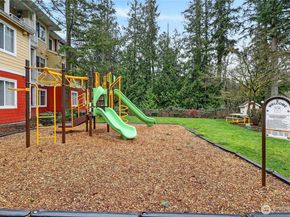 503 225th Lane NE F101, Sammamish WA 98074