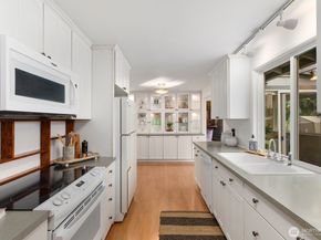 20621 SE 159th Street, Renton WA 98059