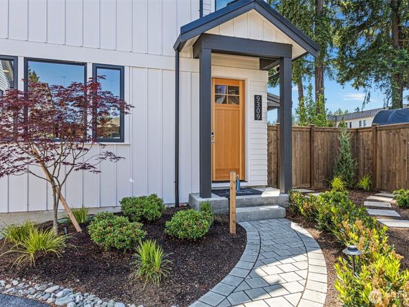 9309 132nd Avenue NE, Kirkland WA 98033