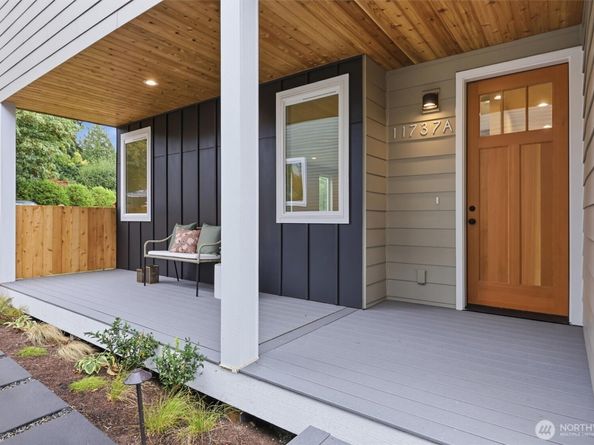 11737 40th Avenue NE A, Seattle WA 98125