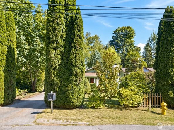 6542 24th Avenue SW, Seattle WA 98106