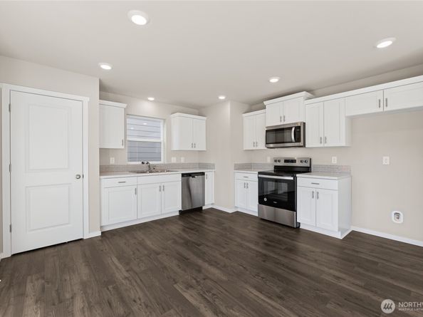 6100 Ivanoff Lane SW 37, Port Orchard WA 98367