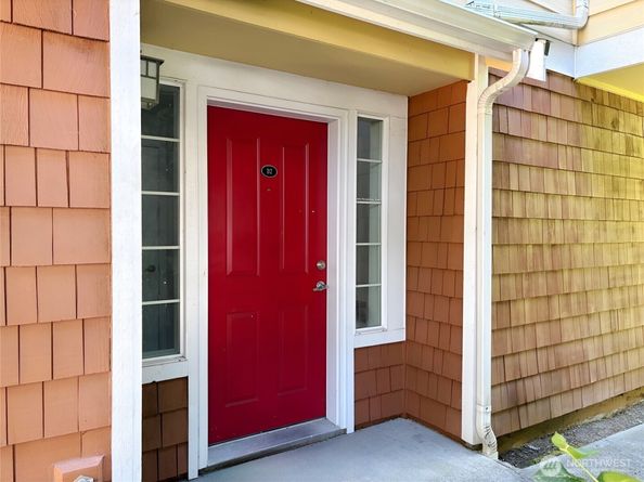 11023 SE 240th Street D2, Kent WA 98031