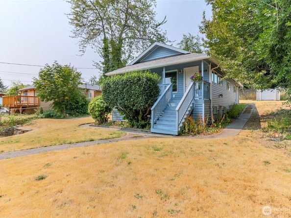 11049 18th Avenue SW, Seattle WA 98146