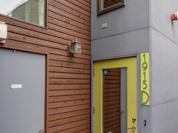 1915 25th Avenue S Unit D, Seattle WA 98144