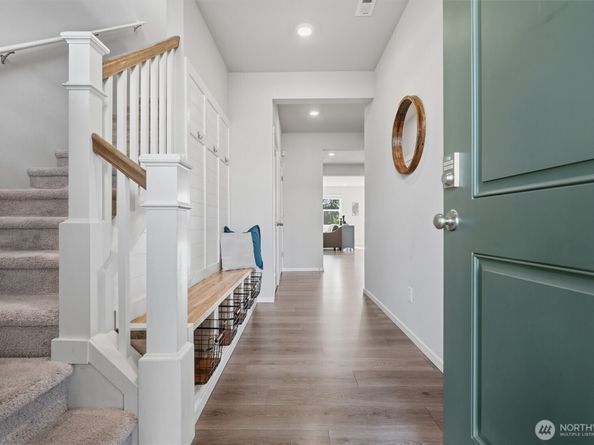 1685 NE Halden Glen Drive, Poulsbo WA 98370