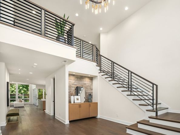 10856 NE 12th Street, Bellevue WA 98004