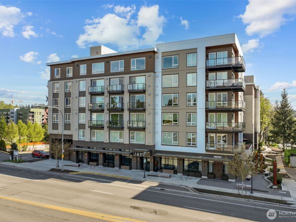 11903 NE 128th Street 505, Kirkland WA 98034