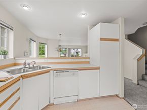 5410 S 236th Place, Kent WA 98032