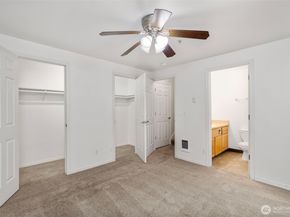 4719 NW Walgren Drive 106, Silverdale WA 98383