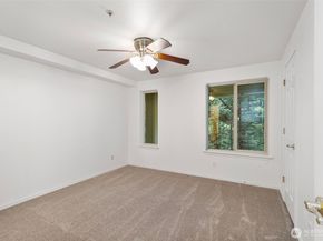 4719 NW Walgren Drive 106, Silverdale WA 98383