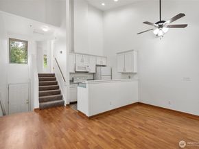 4719 NW Walgren Drive 106, Silverdale WA 98383
