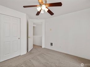4719 NW Walgren Drive 106, Silverdale WA 98383